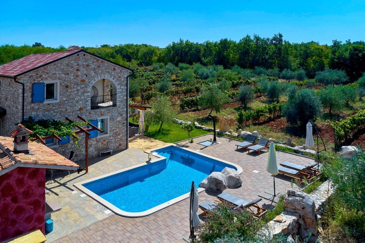 Вилла Relax House Surrounded By Olives And Vineyard Stifanici Экстерьер фото